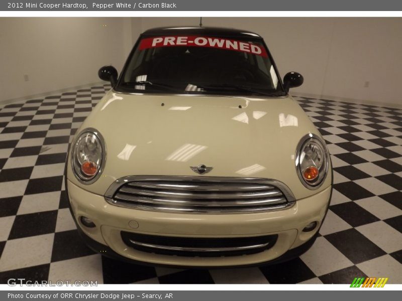 Pepper White / Carbon Black 2012 Mini Cooper Hardtop