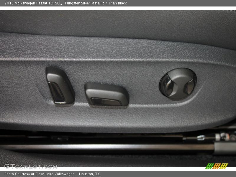 Tungsten Silver Metallic / Titan Black 2013 Volkswagen Passat TDI SEL
