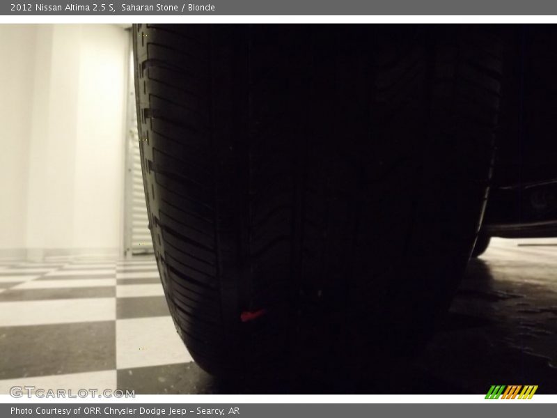 Saharan Stone / Blonde 2012 Nissan Altima 2.5 S