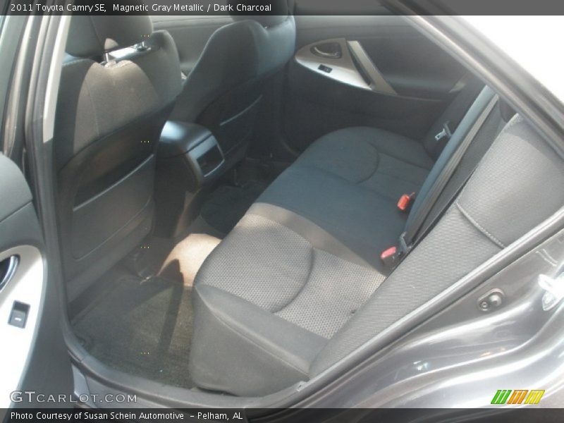 Magnetic Gray Metallic / Dark Charcoal 2011 Toyota Camry SE