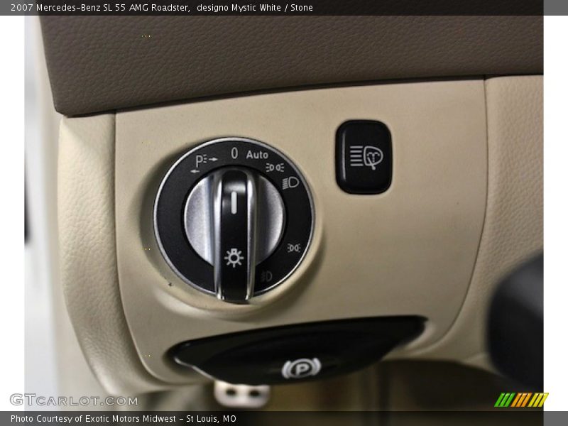 Controls of 2007 SL 55 AMG Roadster