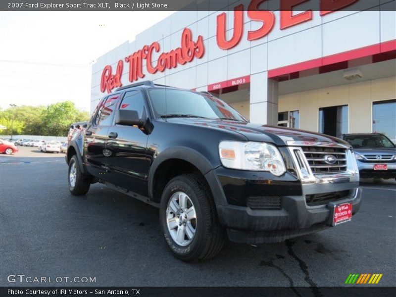 Black / Light Stone 2007 Ford Explorer Sport Trac XLT