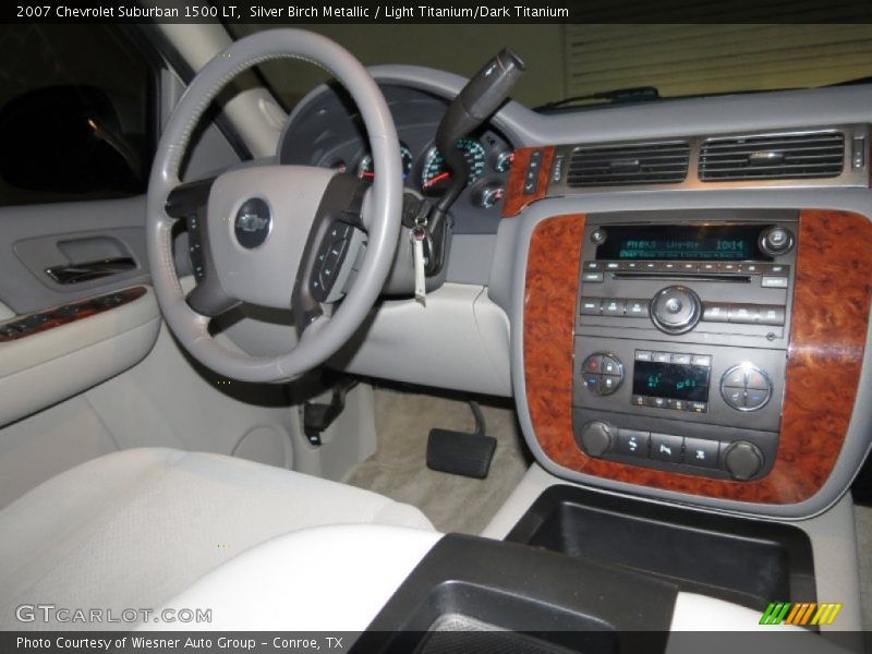 Silver Birch Metallic / Light Titanium/Dark Titanium 2007 Chevrolet Suburban 1500 LT