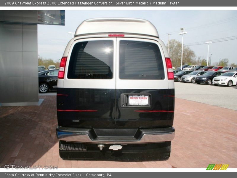 Silver Birch Metallic / Medium Pewter 2009 Chevrolet Express 2500 Extended Passenger Conversion