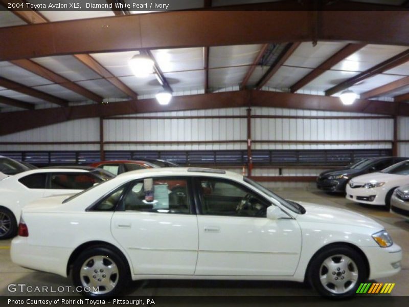 Diamond White Pearl / Ivory 2004 Toyota Avalon XLS