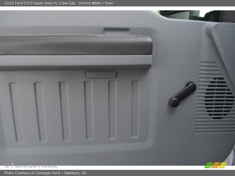 Oxford White / Steel 2013 Ford F250 Super Duty XL Crew Cab