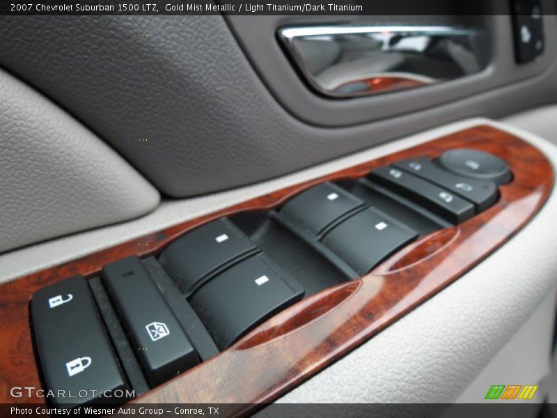 Controls of 2007 Suburban 1500 LTZ