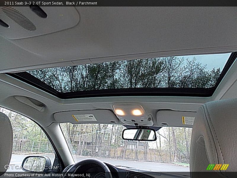 Sunroof of 2011 9-3 2.0T Sport Sedan