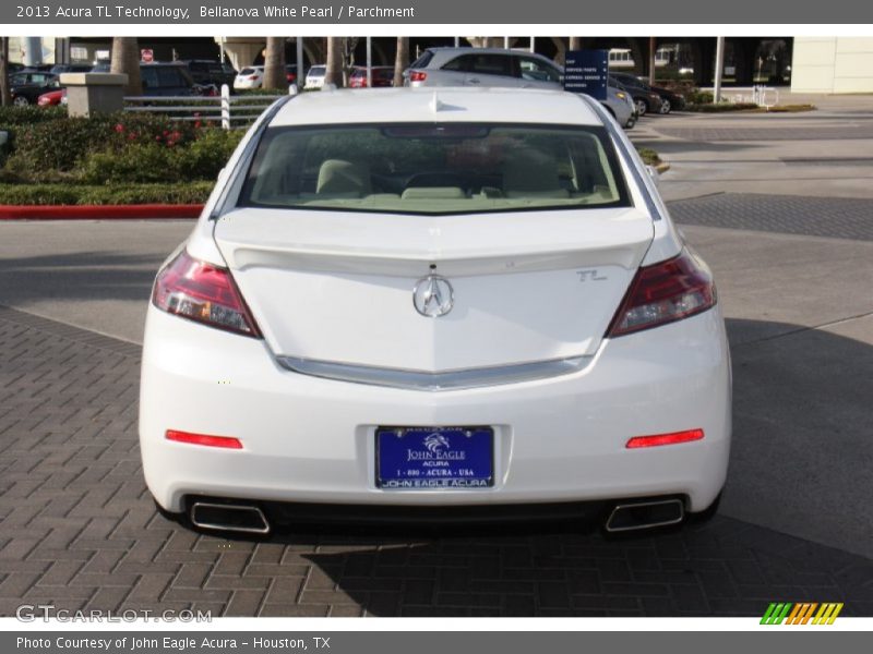 Bellanova White Pearl / Parchment 2013 Acura TL Technology