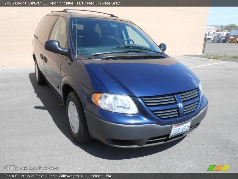 Midnight Blue Pearl / Medium Slate Gray 2006 Dodge Caravan SE