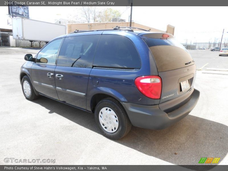 Midnight Blue Pearl / Medium Slate Gray 2006 Dodge Caravan SE