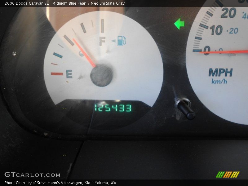 Midnight Blue Pearl / Medium Slate Gray 2006 Dodge Caravan SE