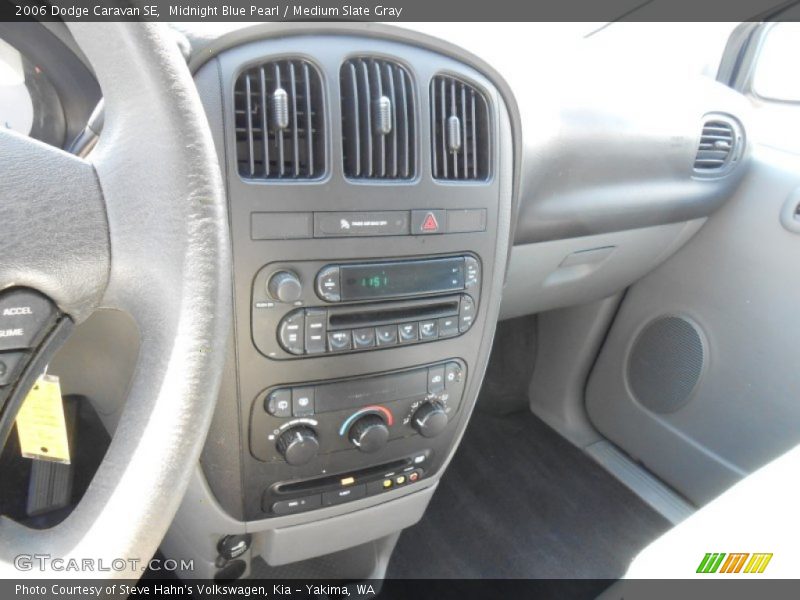 Midnight Blue Pearl / Medium Slate Gray 2006 Dodge Caravan SE