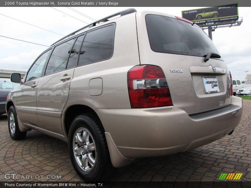 Sonora Gold Metallic / Ivory Beige 2006 Toyota Highlander I4