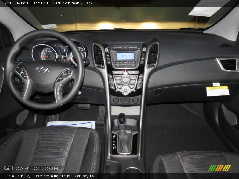 Black Noir Pearl / Black 2013 Hyundai Elantra GT