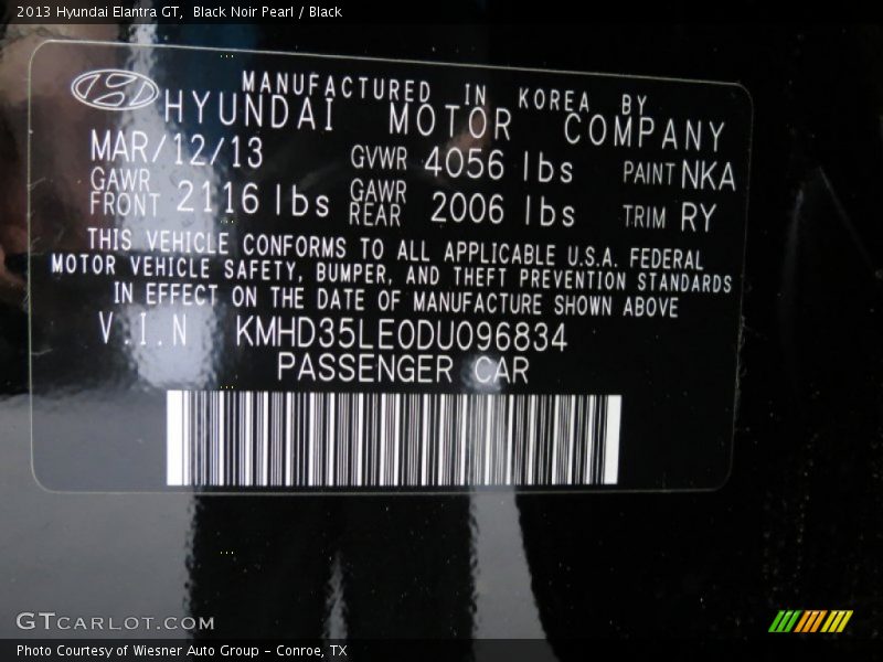 Black Noir Pearl / Black 2013 Hyundai Elantra GT