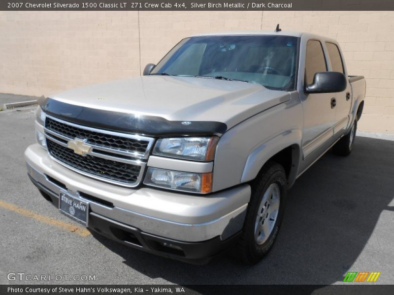 Silver Birch Metallic / Dark Charcoal 2007 Chevrolet Silverado 1500 Classic LT  Z71 Crew Cab 4x4