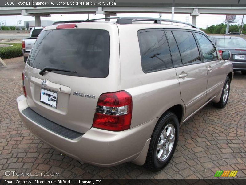 Sonora Gold Metallic / Ivory Beige 2006 Toyota Highlander I4