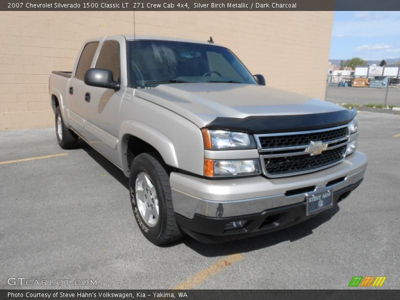 Silver Birch Metallic / Dark Charcoal 2007 Chevrolet Silverado 1500 Classic LT  Z71 Crew Cab 4x4