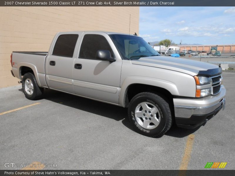 Silver Birch Metallic / Dark Charcoal 2007 Chevrolet Silverado 1500 Classic LT  Z71 Crew Cab 4x4