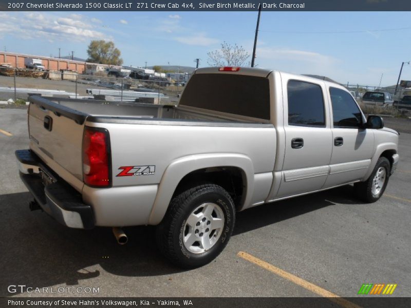 Silver Birch Metallic / Dark Charcoal 2007 Chevrolet Silverado 1500 Classic LT  Z71 Crew Cab 4x4