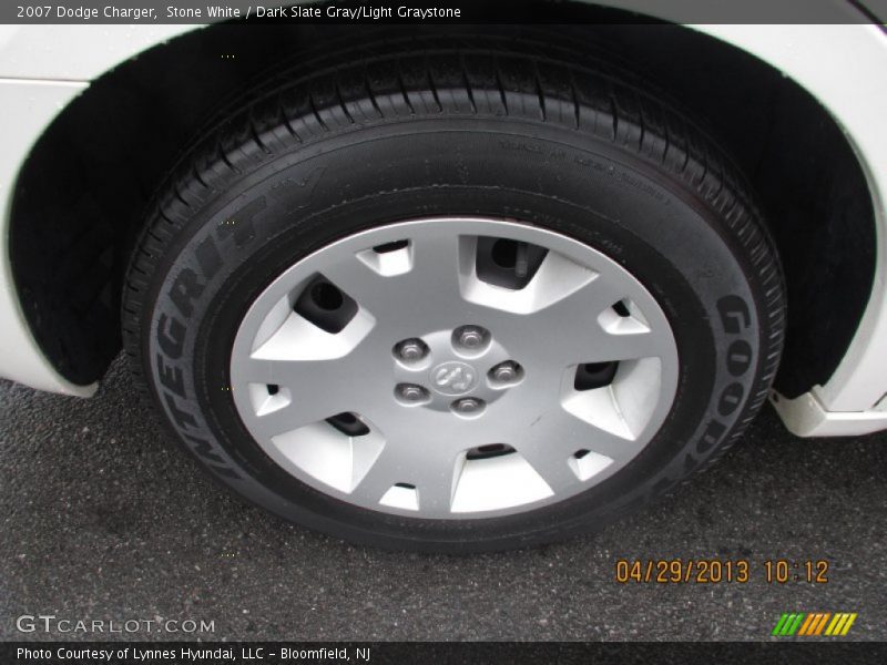 Stone White / Dark Slate Gray/Light Graystone 2007 Dodge Charger
