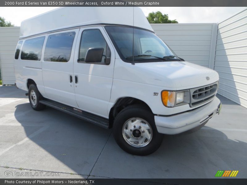 Oxford White / Medium Graphite 2000 Ford E Series Van E350 SD Wheelchair Access