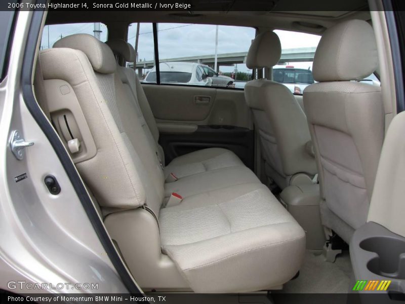 Sonora Gold Metallic / Ivory Beige 2006 Toyota Highlander I4