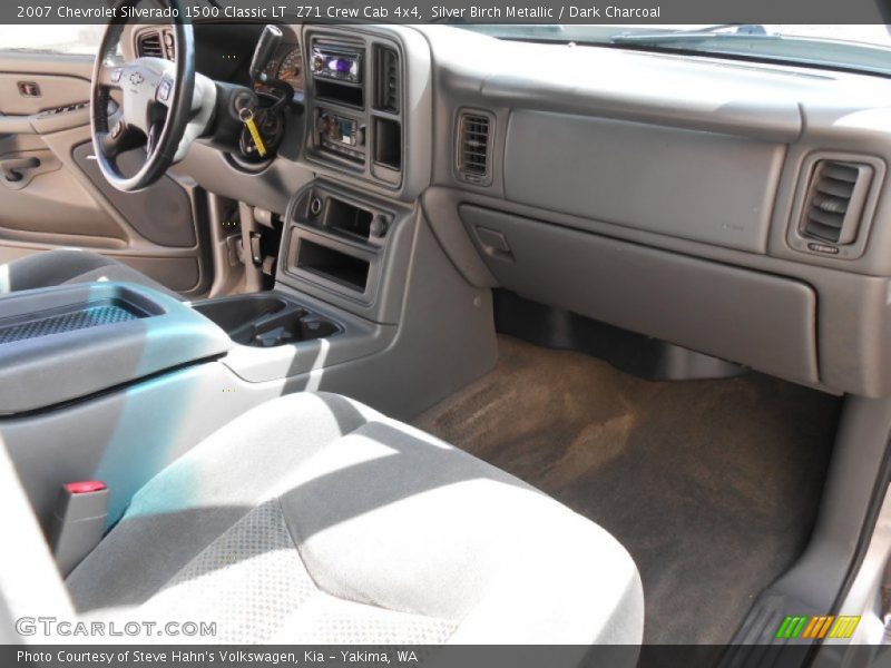 Silver Birch Metallic / Dark Charcoal 2007 Chevrolet Silverado 1500 Classic LT  Z71 Crew Cab 4x4