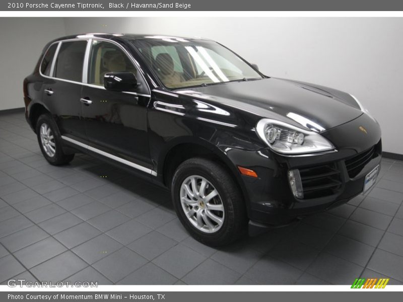 Front 3/4 View of 2010 Cayenne Tiptronic