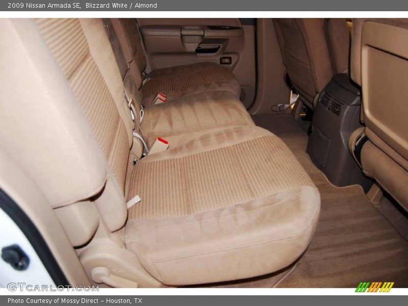 Blizzard White / Almond 2009 Nissan Armada SE