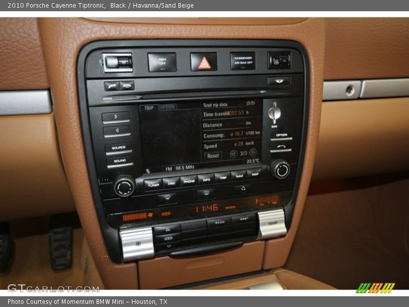 Controls of 2010 Cayenne Tiptronic