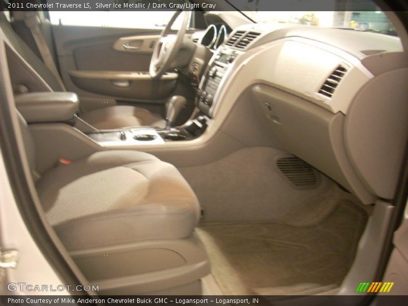 Silver Ice Metallic / Dark Gray/Light Gray 2011 Chevrolet Traverse LS