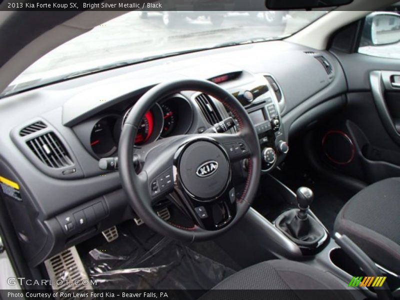 Dashboard of 2013 Forte Koup SX
