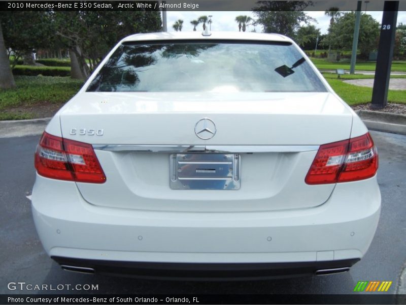 Arctic White / Almond Beige 2010 Mercedes-Benz E 350 Sedan
