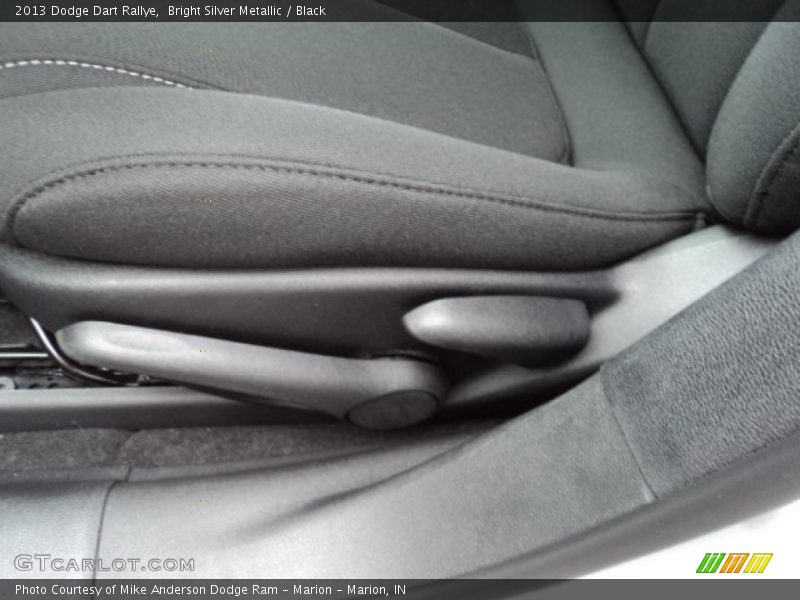 Bright Silver Metallic / Black 2013 Dodge Dart Rallye