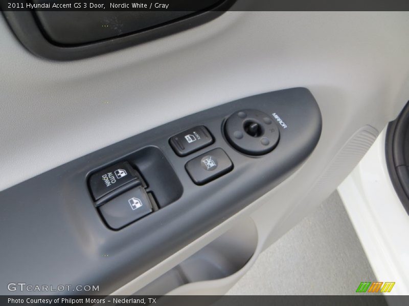 Nordic White / Gray 2011 Hyundai Accent GS 3 Door