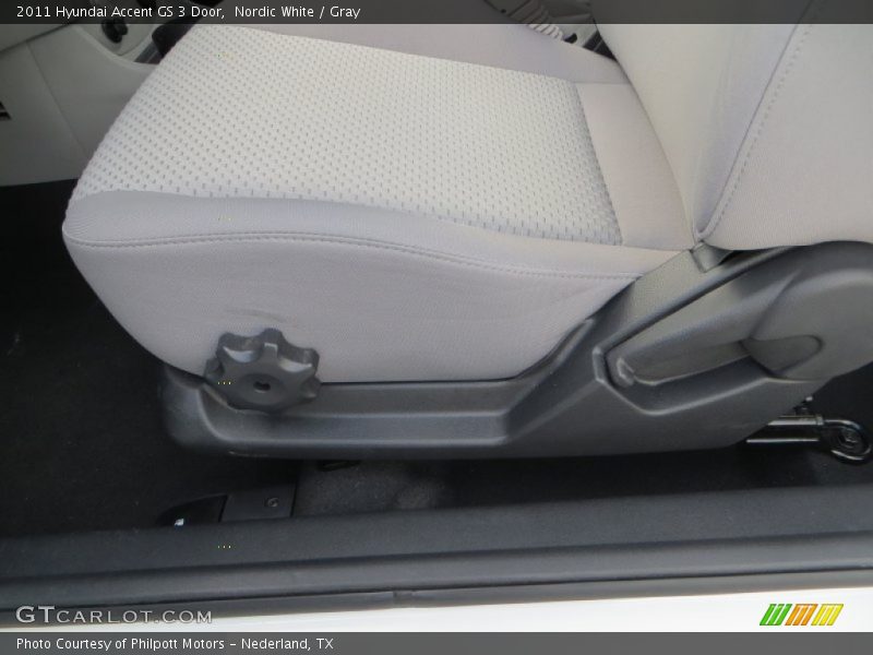 Nordic White / Gray 2011 Hyundai Accent GS 3 Door