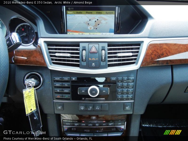 Arctic White / Almond Beige 2010 Mercedes-Benz E 350 Sedan