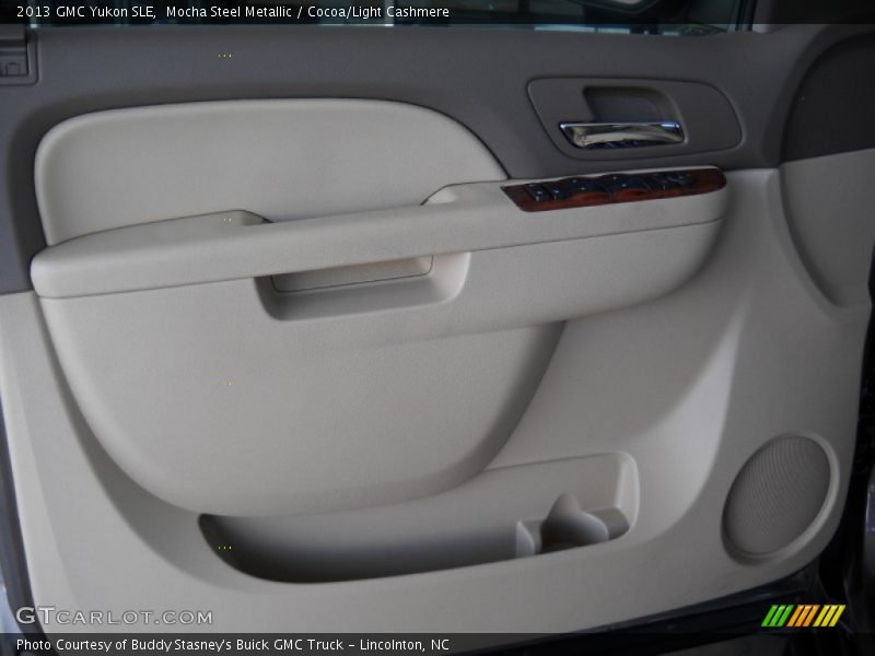 Mocha Steel Metallic / Cocoa/Light Cashmere 2013 GMC Yukon SLE