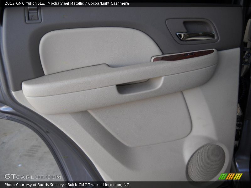 Mocha Steel Metallic / Cocoa/Light Cashmere 2013 GMC Yukon SLE