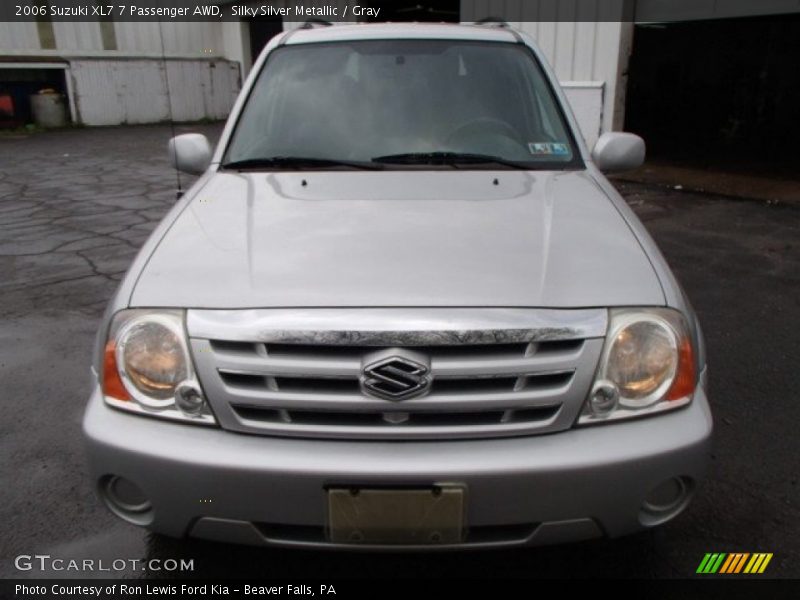 Silky Silver Metallic / Gray 2006 Suzuki XL7 7 Passenger AWD