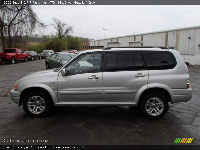 Silky Silver Metallic / Gray 2006 Suzuki XL7 7 Passenger AWD