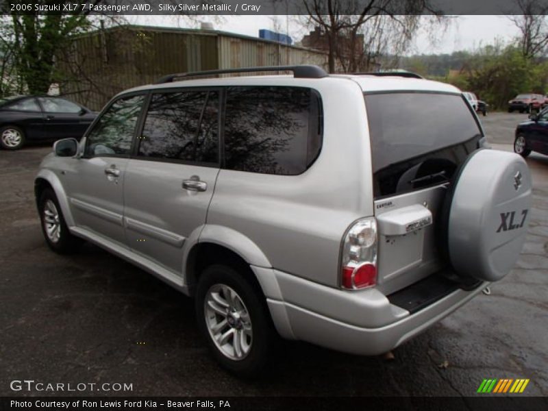 Silky Silver Metallic / Gray 2006 Suzuki XL7 7 Passenger AWD