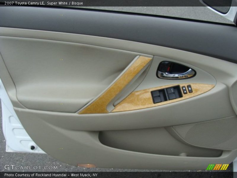 Super White / Bisque 2007 Toyota Camry LE