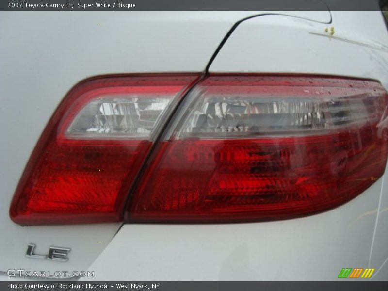 Super White / Bisque 2007 Toyota Camry LE