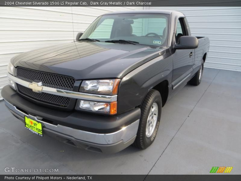 Dark Gray Metallic / Dark Charcoal 2004 Chevrolet Silverado 1500 LS Regular Cab