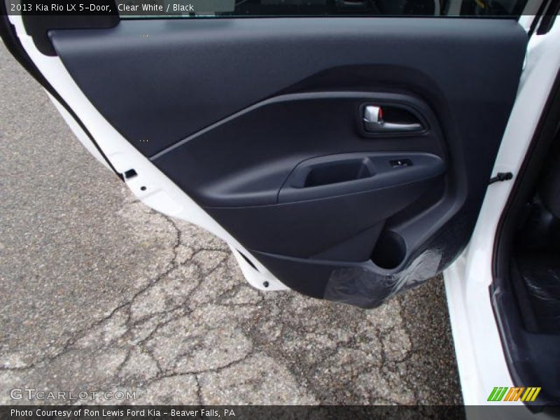 Clear White / Black 2013 Kia Rio LX 5-Door