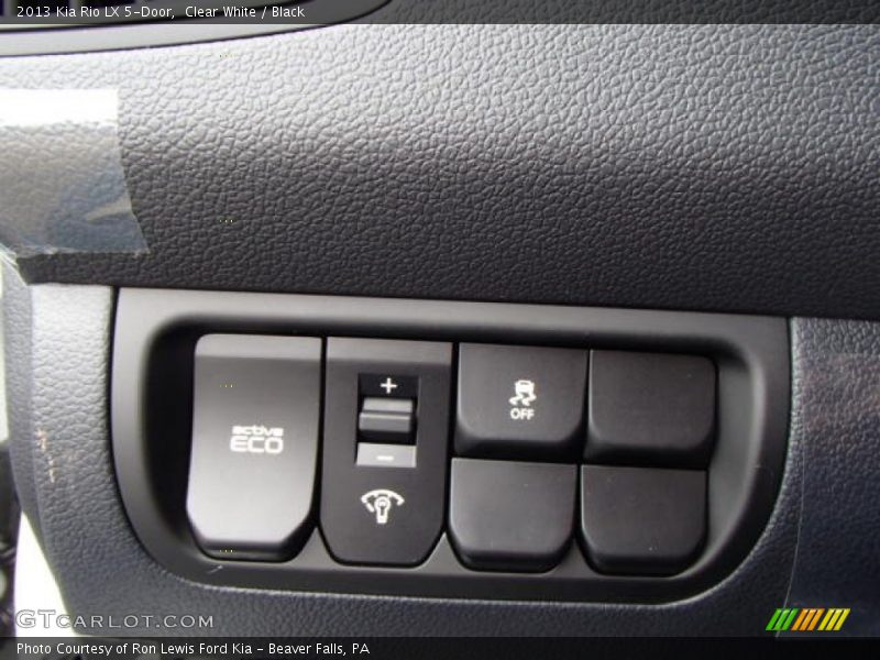 Clear White / Black 2013 Kia Rio LX 5-Door