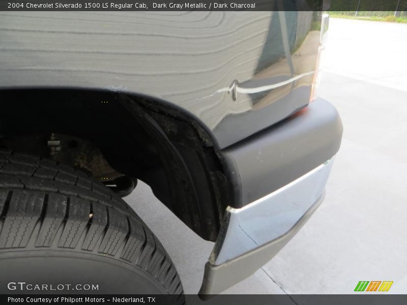 Dark Gray Metallic / Dark Charcoal 2004 Chevrolet Silverado 1500 LS Regular Cab